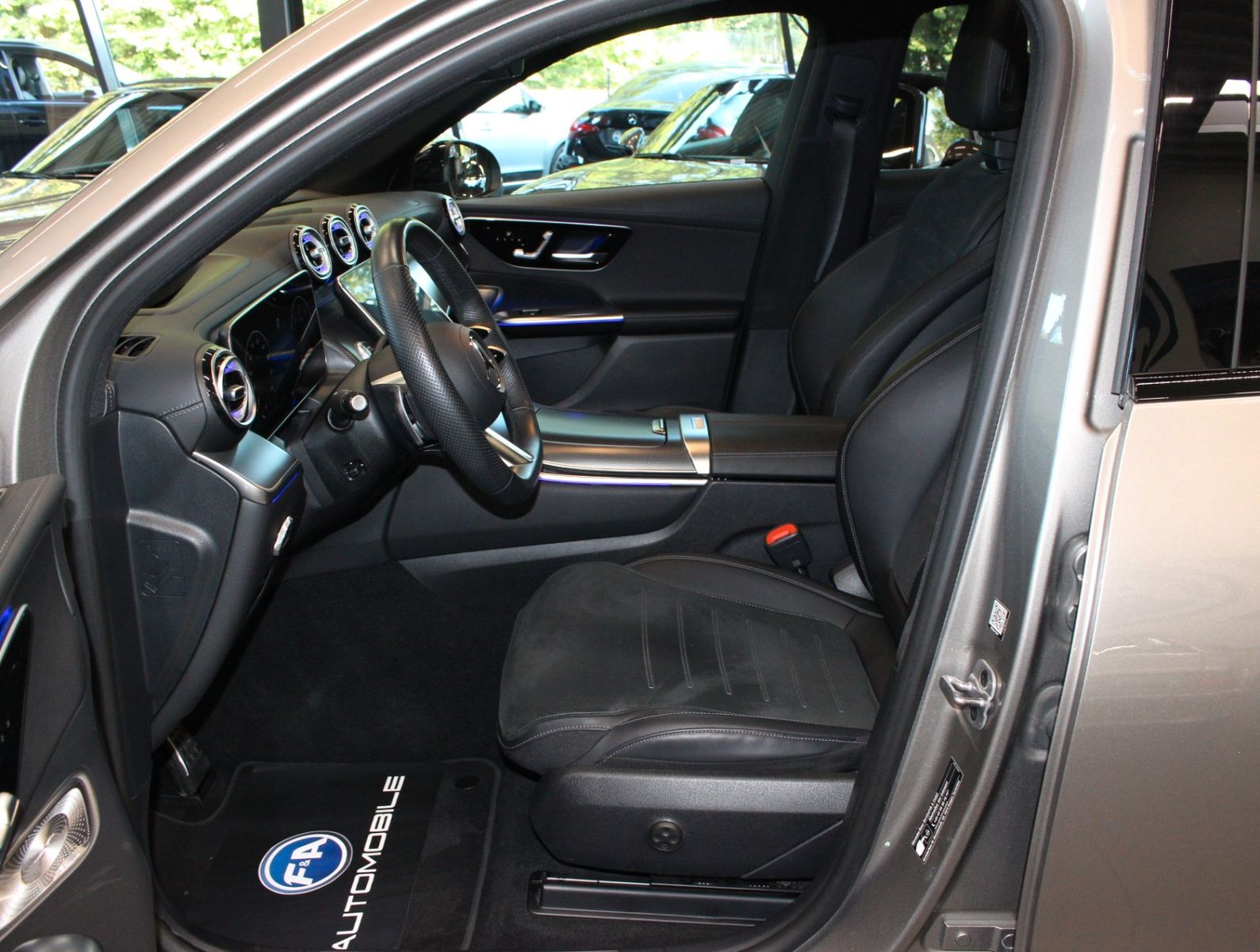 Fahrzeugabbildung Mercedes-Benz GLC 220d 4Matic AMG Line Pano*Allradlenkung*VOLL
