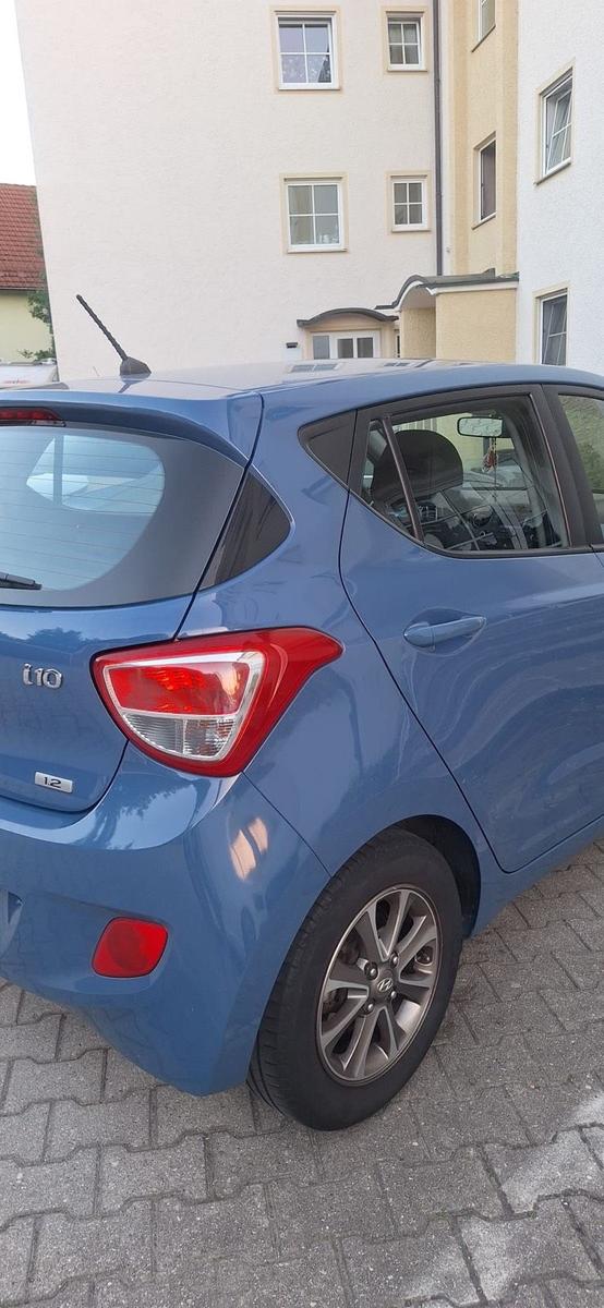Hyundai i10