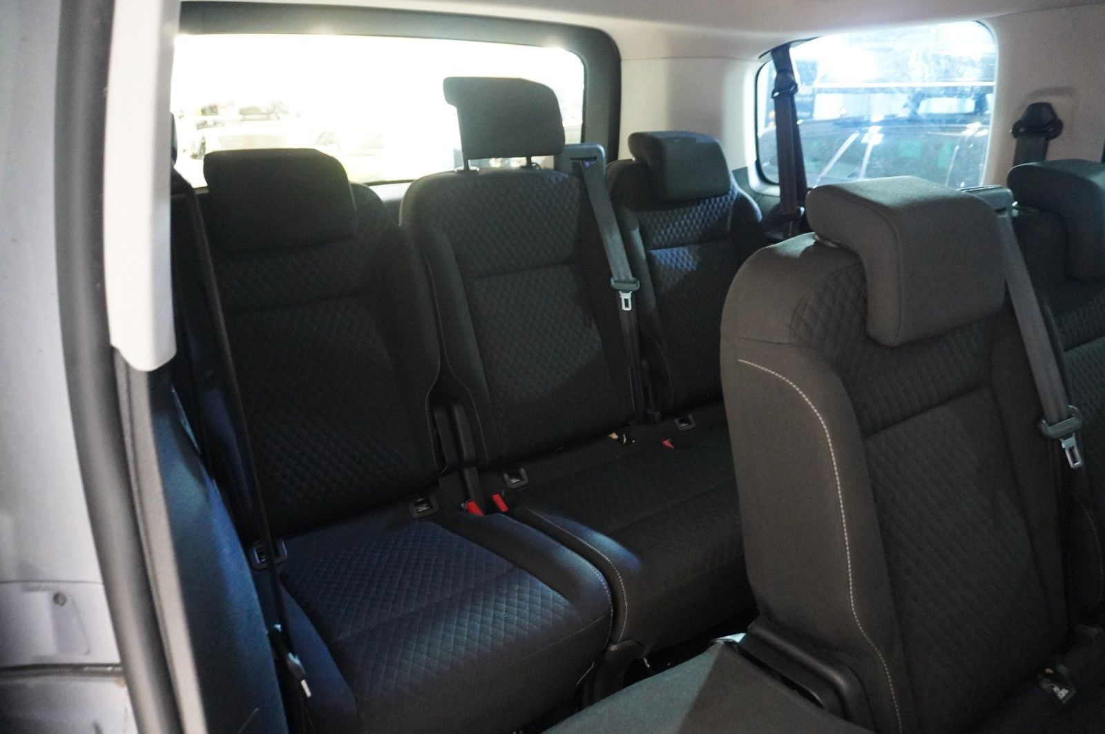 Fahrzeugabbildung Opel Zafira Life 2.0D "M" EDITION 8-SITZ NAVI/HUD/DAB