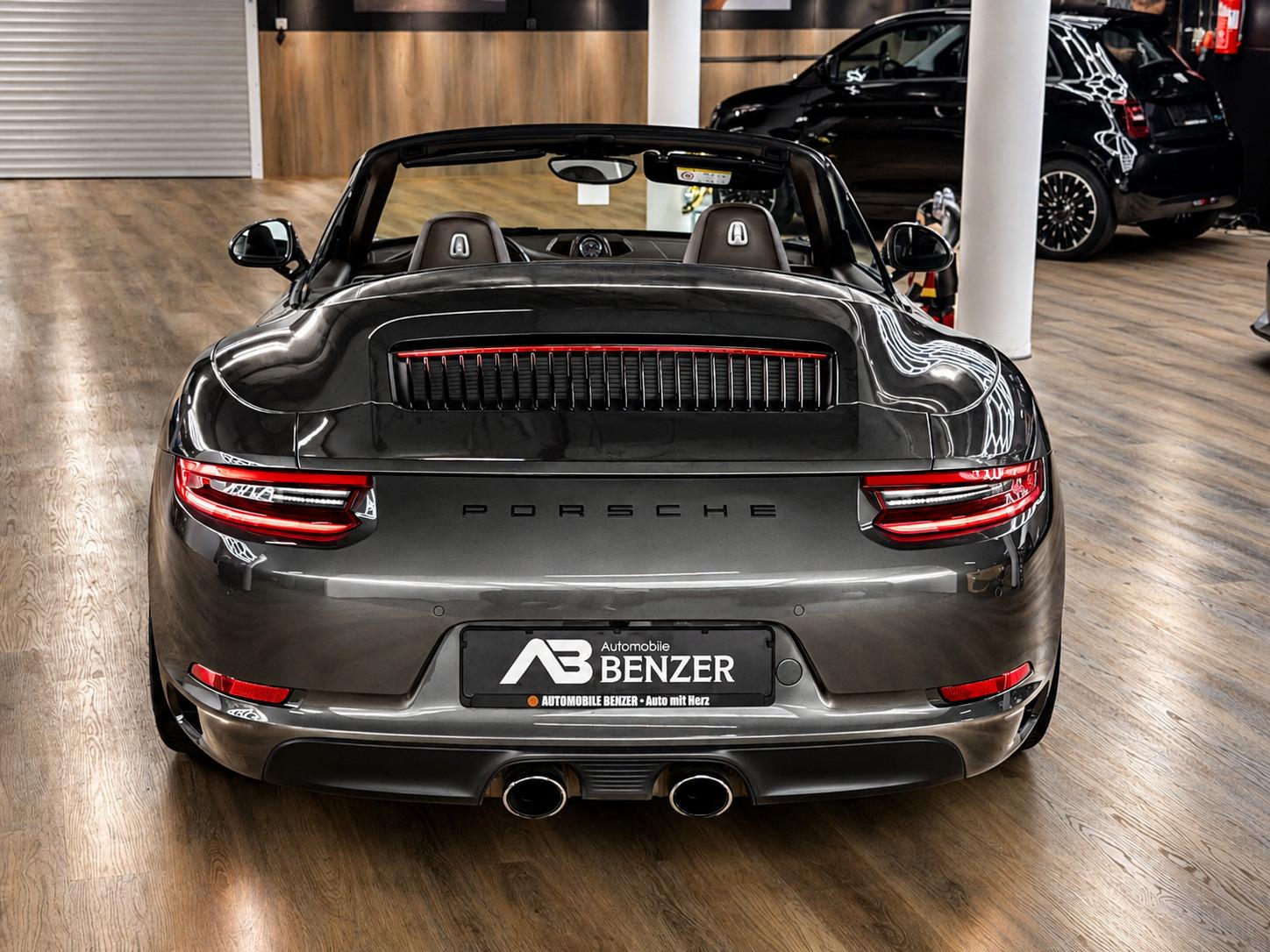 PORSCHE 911 991.2 CARRERA S CABRIOLET / CUIR / PACK SPORT CHRONO
