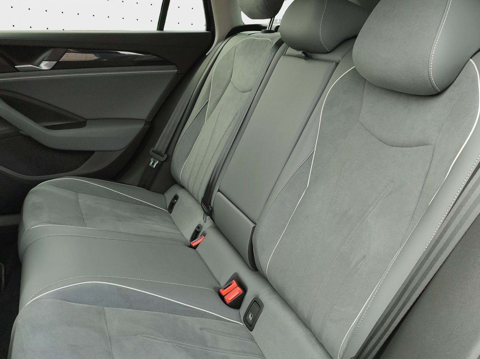 Volkswagen Passat - Bild 15