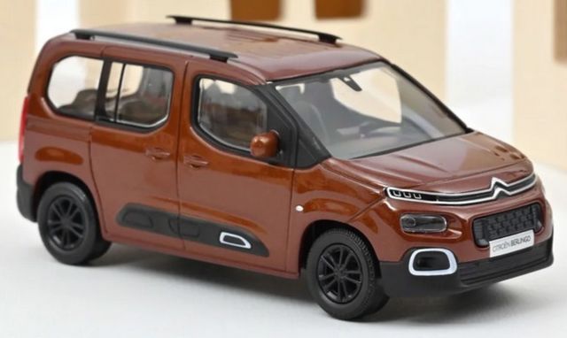Citroën Berlingo 1.5 MPV Feel M 5-SITZE ANHÄNGERKUPPLUNG