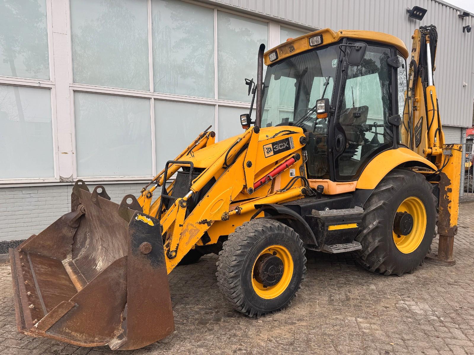 JCB 3CX