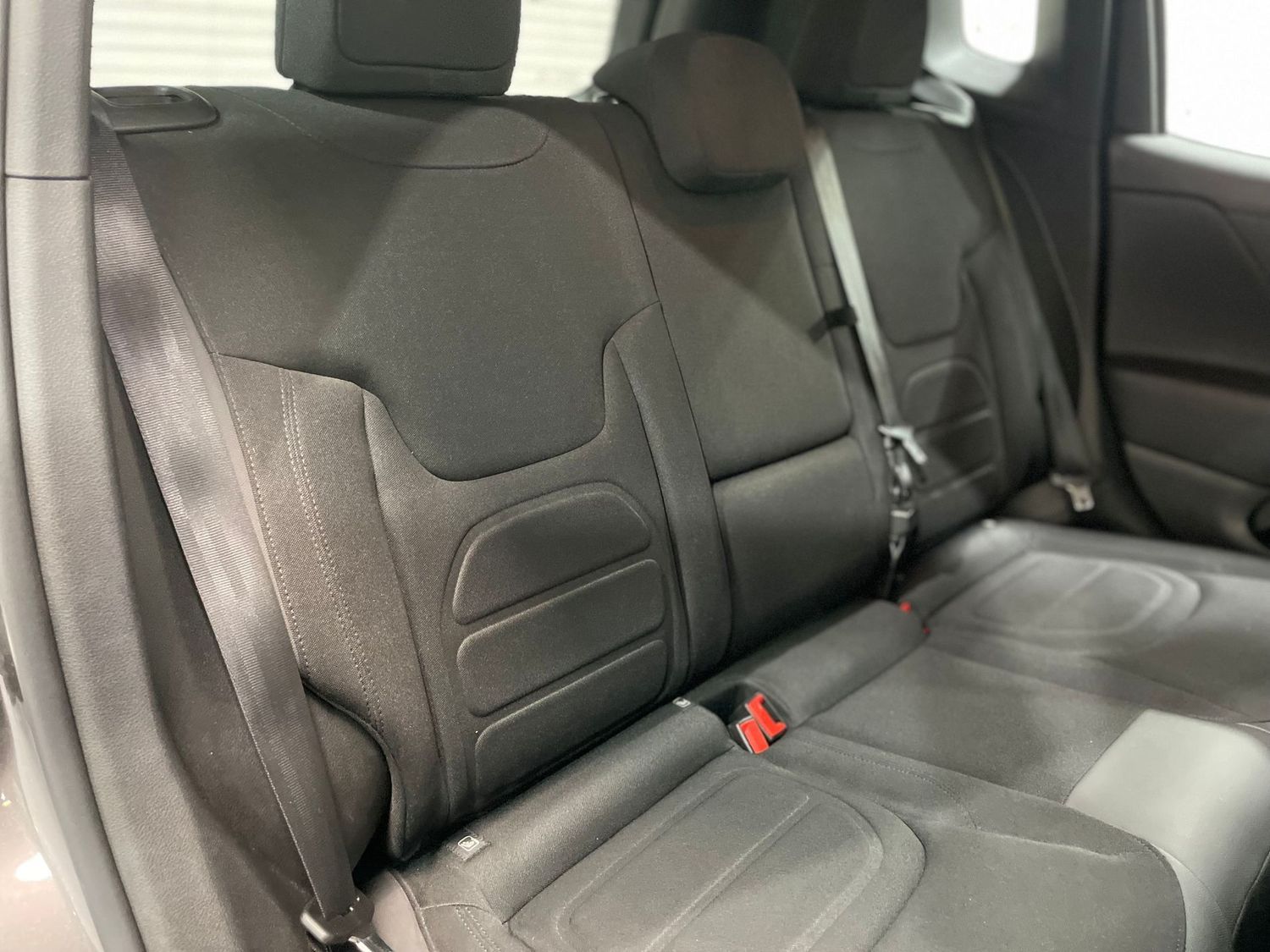 Fahrzeugabbildung Jeep Renegade Limited 4WD#Bi-Xen#ACC#Spur#Keyless#Bea