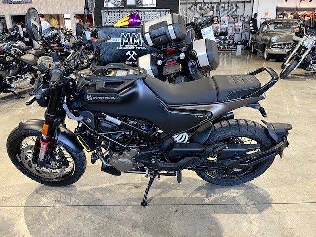 Fahrzeugabbildung Husqvarna Husqvarna Svartpilen 125