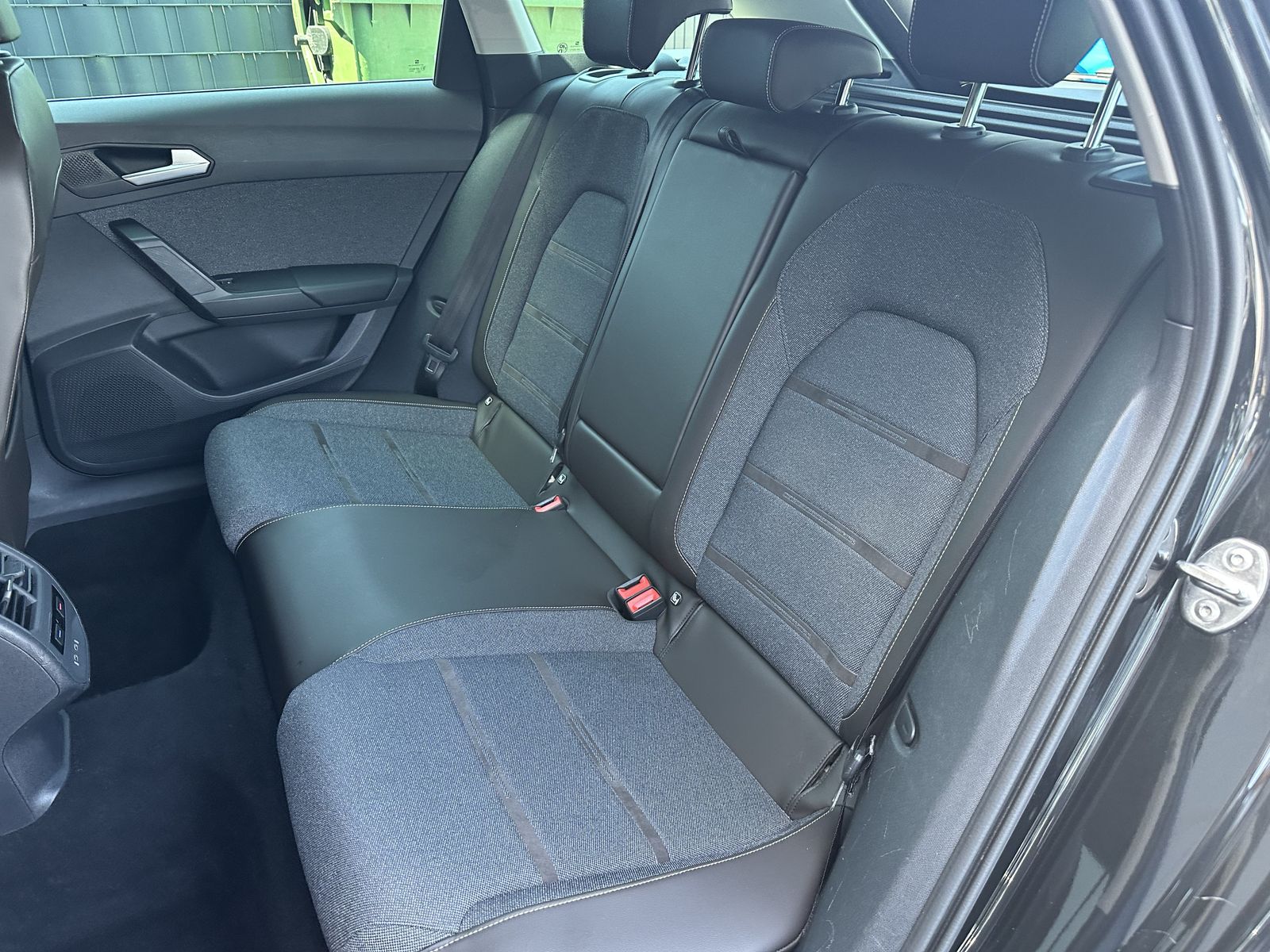 Fahrzeugabbildung SEAT Leon ST 2.0 TDI Xcellence DSG NAV+LED+ACC+KAMERA