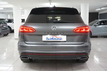 Volkswagen Touareg - 8