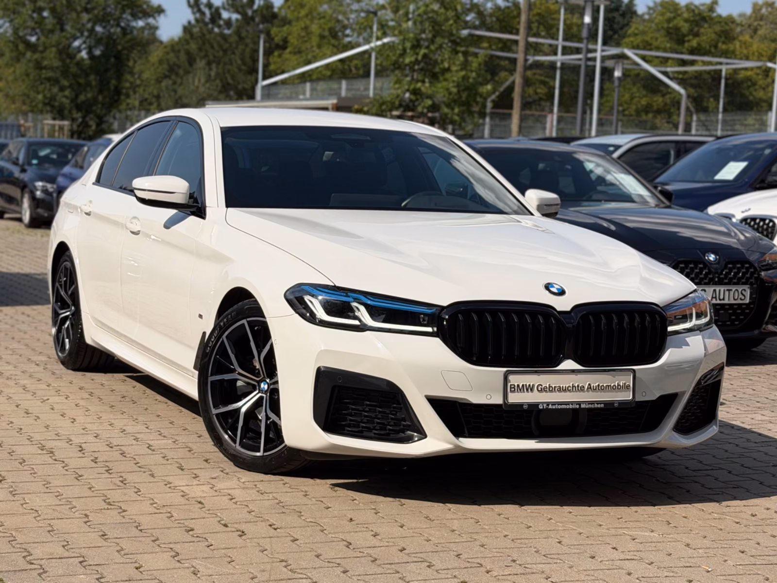 BMW 520d M-Sportpaket Aut. Navi Laser Head-Up ACC