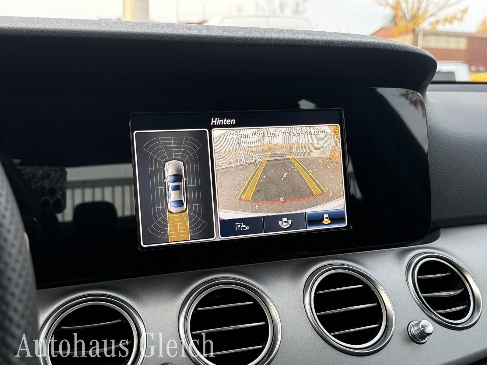Fahrzeugabbildung Mercedes-Benz E 250 Avantgarde Navi/Autom./Klima/LED/Sitzhzg.