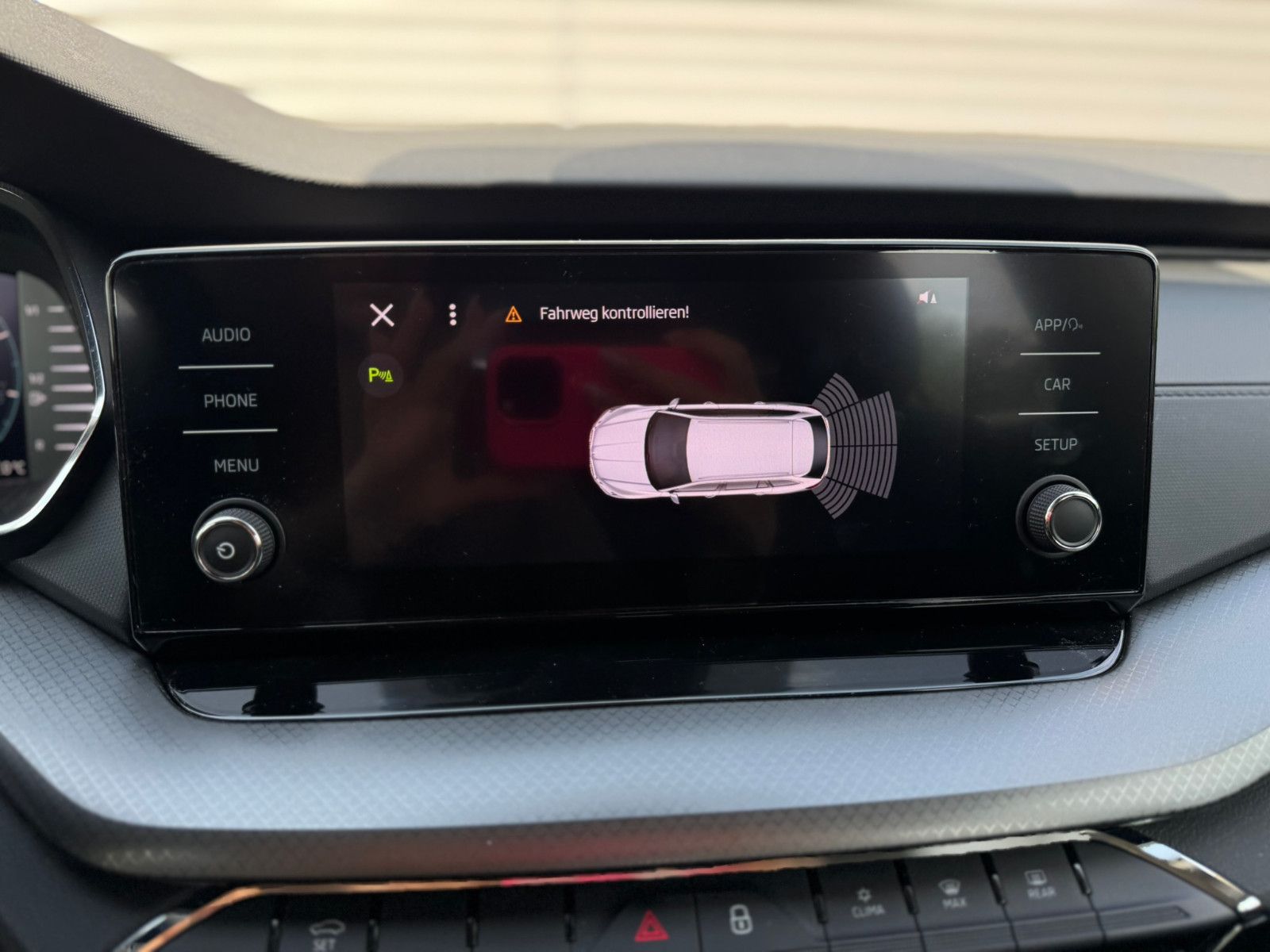Fahrzeugabbildung SKODA Octavia Combi 1.5 TSI Climatronic Tempomat