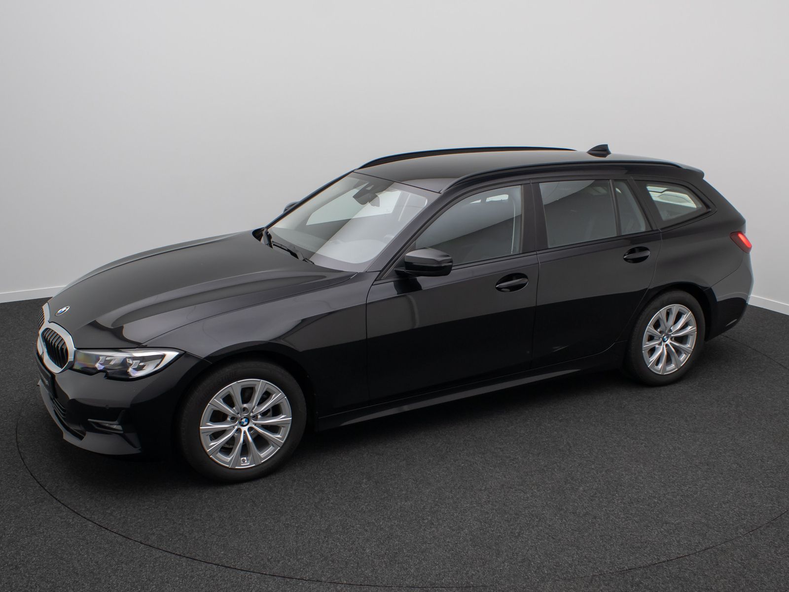 Fahrzeugabbildung BMW 320d DAB CockPitPro Lordos Stop&Go PDC Alarm