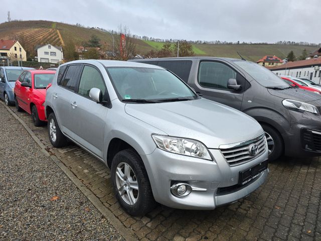 Toyota RAV4 2.0 4x4 Automatik Navi RKam TLeder 1.Hand