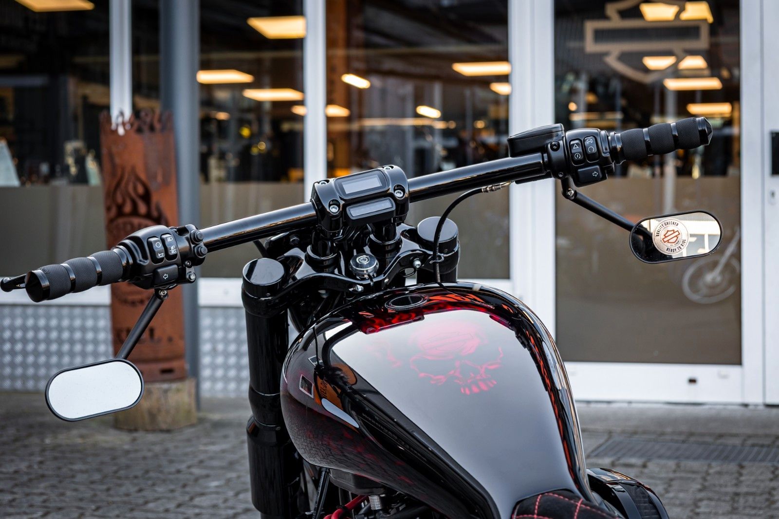Fahrzeugabbildung Harley-Davidson FXBRS BREAKOUT 114 cui Kesstech - Airride-