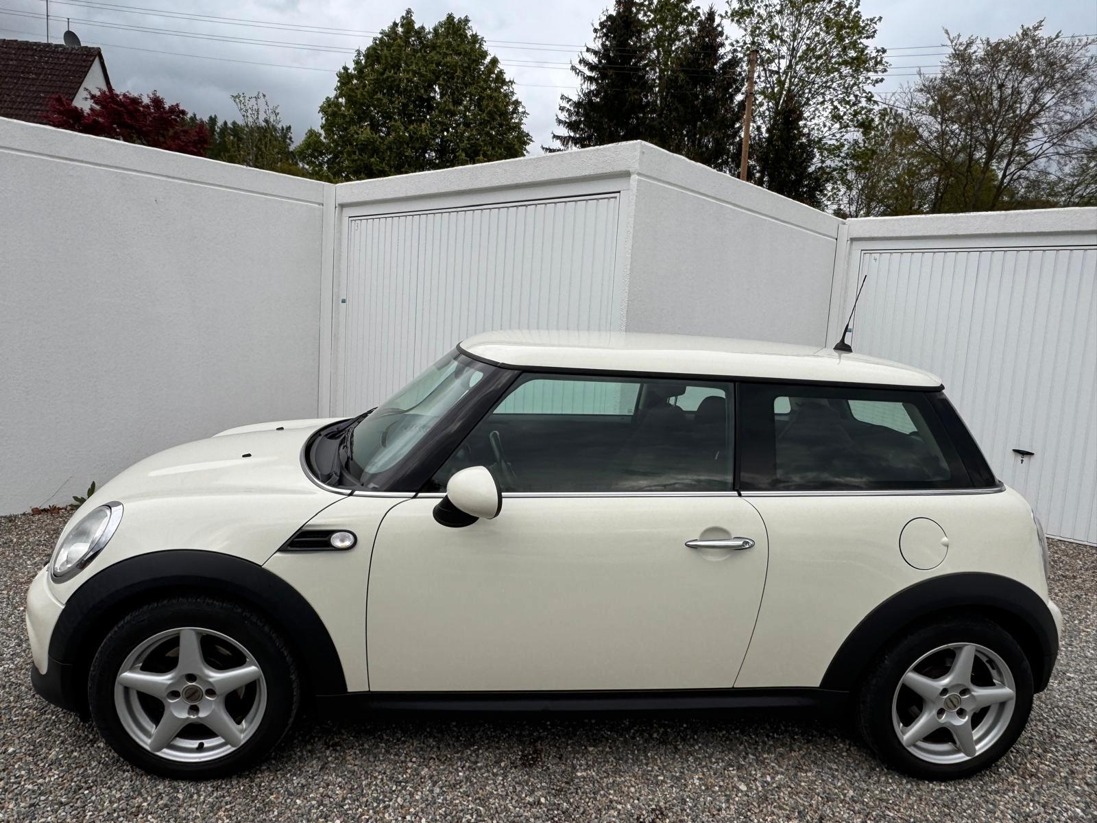 MINI Cooper Alu SHZ Klima Scheckheft nur 139tkm