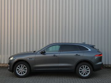 Jaguar F-Pace - 4