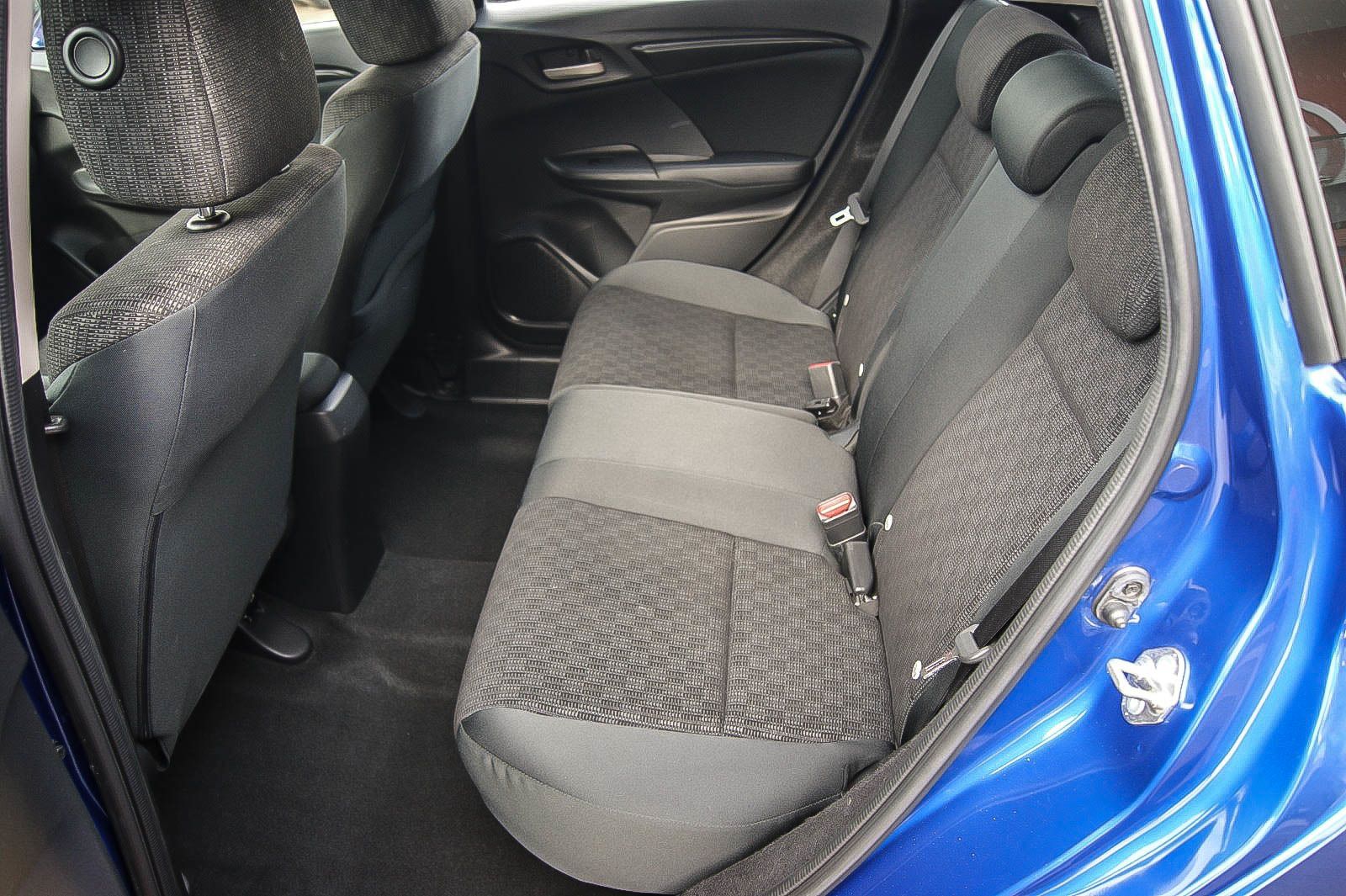 Fahrzeugabbildung Honda Jazz 1.3 i-VTEC Trend SPORTY BLUE RENTNERBESITZ