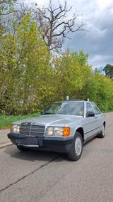 Mercedes-Benz 190 D 1. Hand, Automatik, Schiebedach, Alufelgen - Mercedes-Benz 190 Gebrauchtwagen in Stuttgart