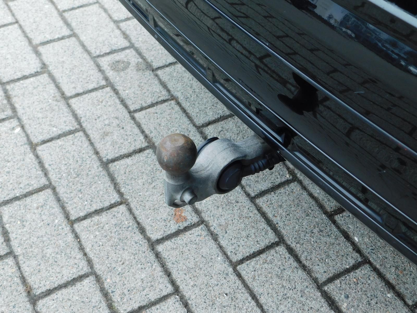 Fahrzeugabbildung Volvo XC60 D4 R-Design