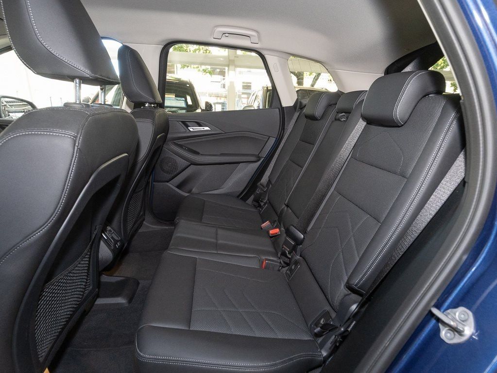 BMW 218 Active Tourer - Bild 12