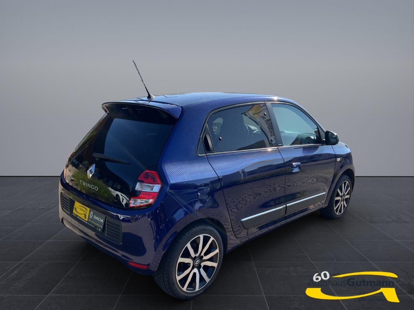 Fahrzeugabbildung Renault Twingo Cosmic 0.9 TCe 90 EDC Klimaautom DAB Temp