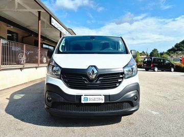 Renault Trafic - 2