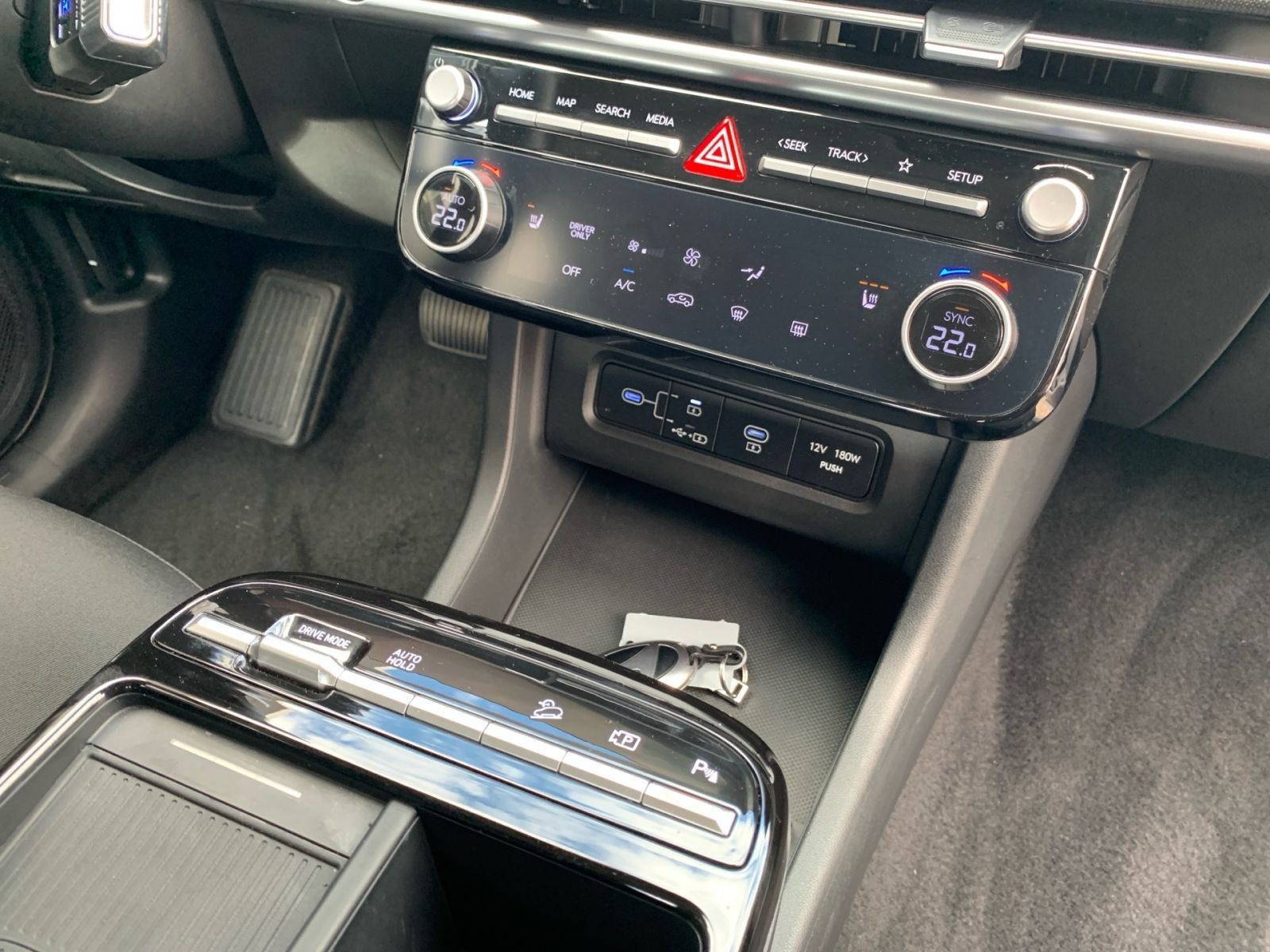 Fahrzeugabbildung Hyundai TUCSON 1.6 T-GDI Select Hybrid Navi LED Sitzheiz