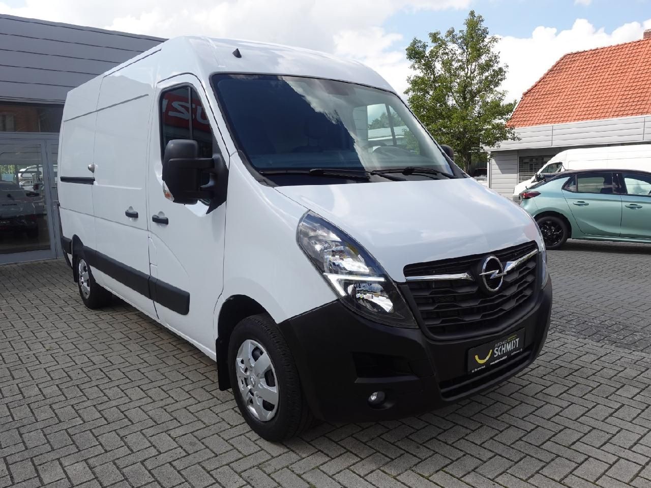 Fahrzeugabbildung Opel Movano Cargo L2H2 3,5t