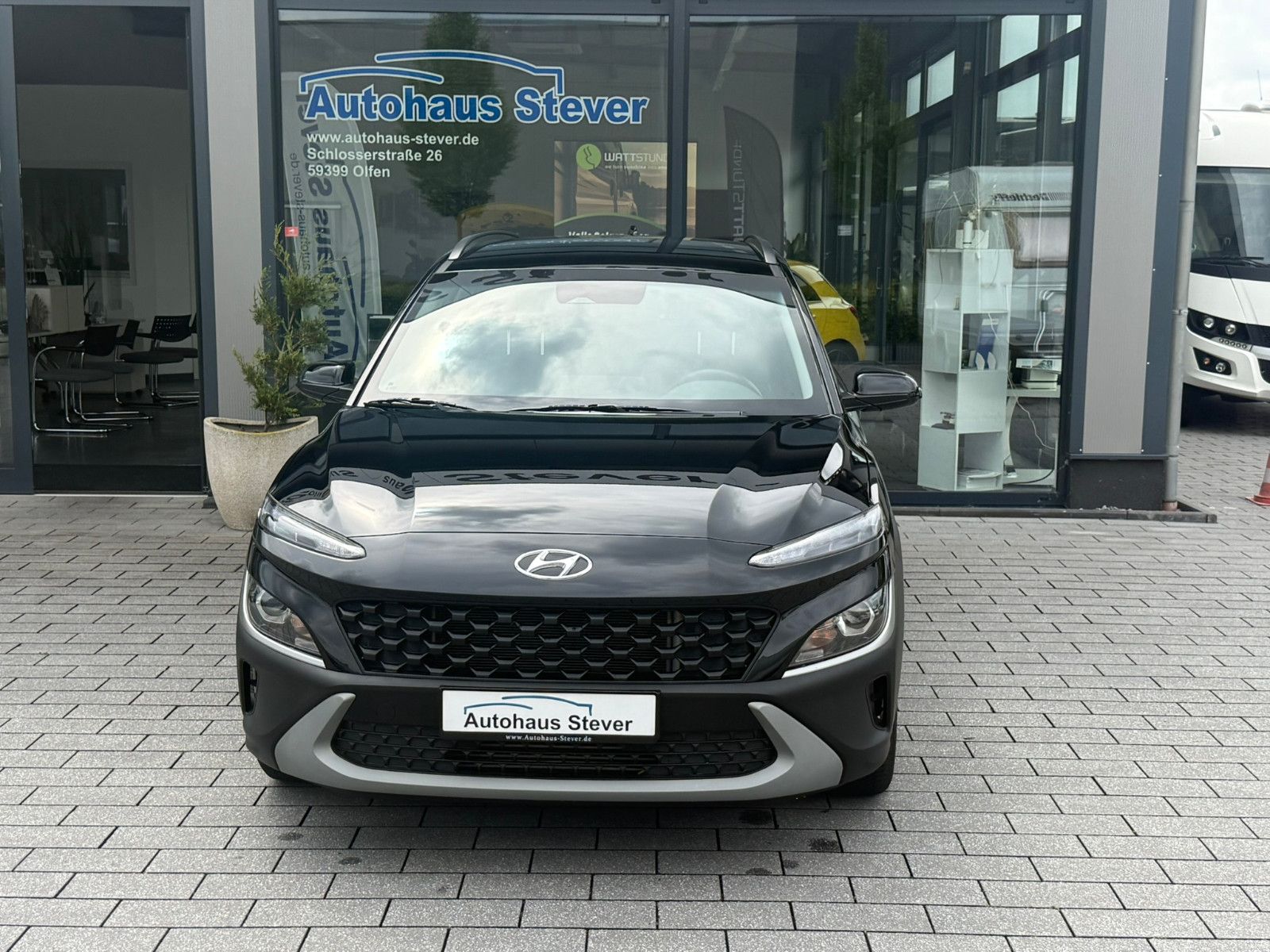 Fahrzeugabbildung Hyundai Kona Select KLIMAAUTO APPLE SITZHEIZ. ALLWETTER