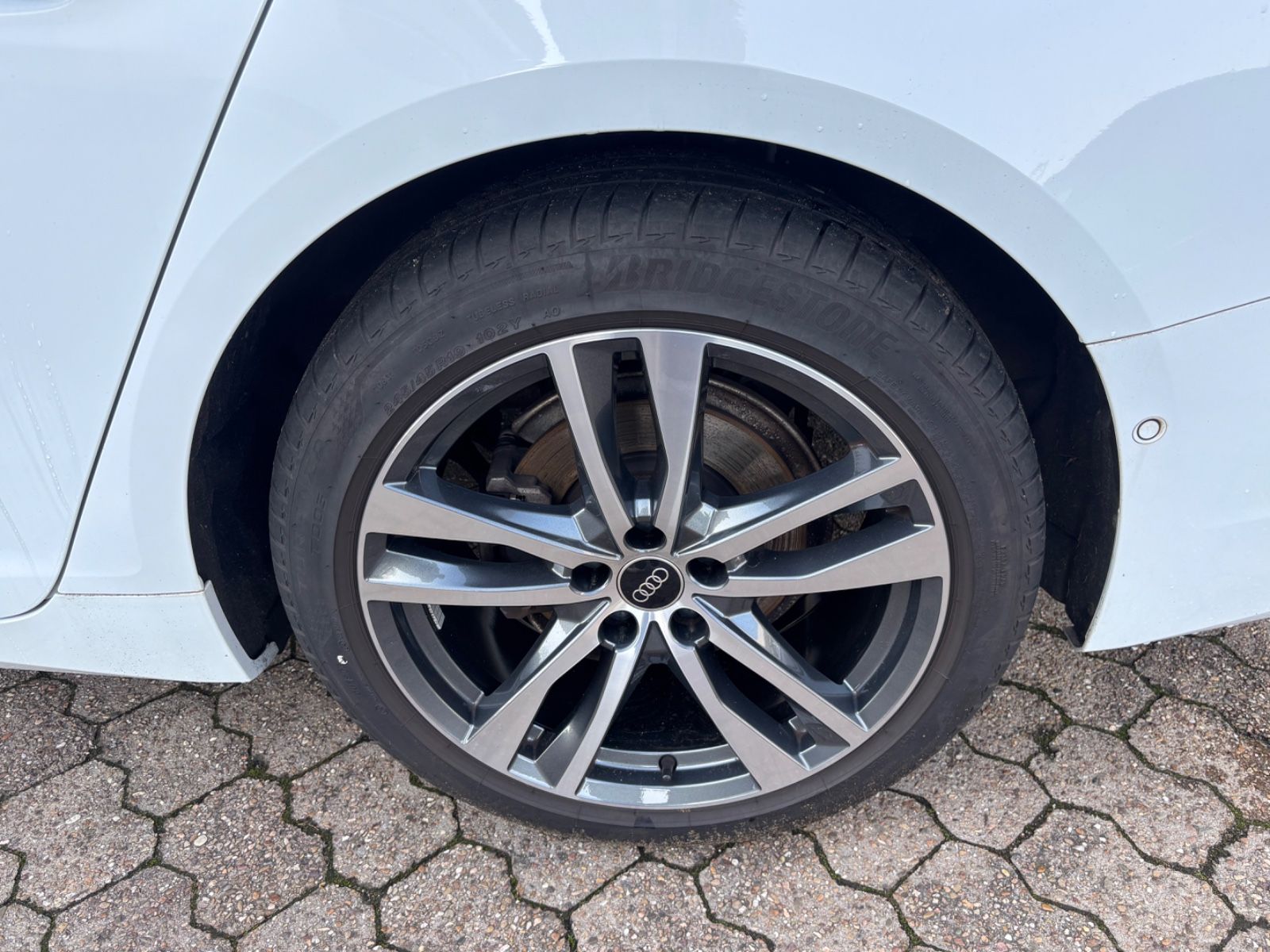 Fahrzeugabbildung Audi A6 Lim. 35 TDI Leder Navi ACC