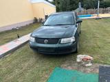Volkswagen Passat 1.9 tdi mit afn Motor und 1 Hand - Volkswagen Passat aus 2001: TDI