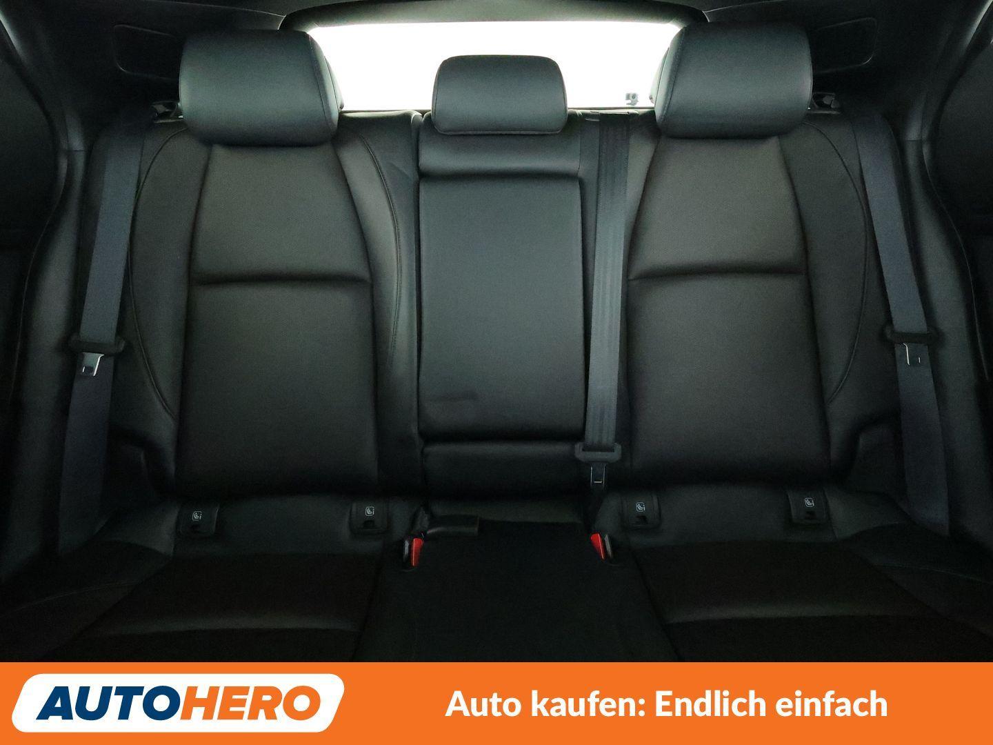 Mazda 3 2.0 Skyactiv-X Mild-Hybrid Selection *NAVI*HUD