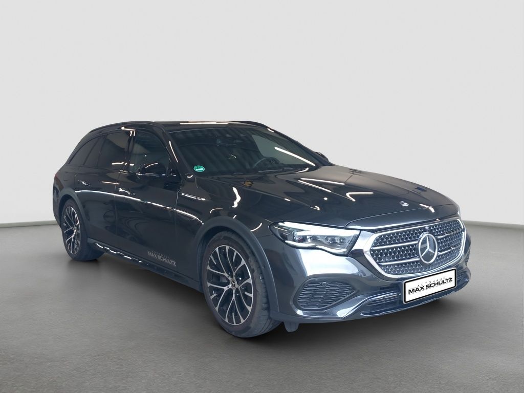 Fahrzeugabbildung Mercedes-Benz E 300 de 4M T Aut. Airmatic*AHK*Distronic*Burmes