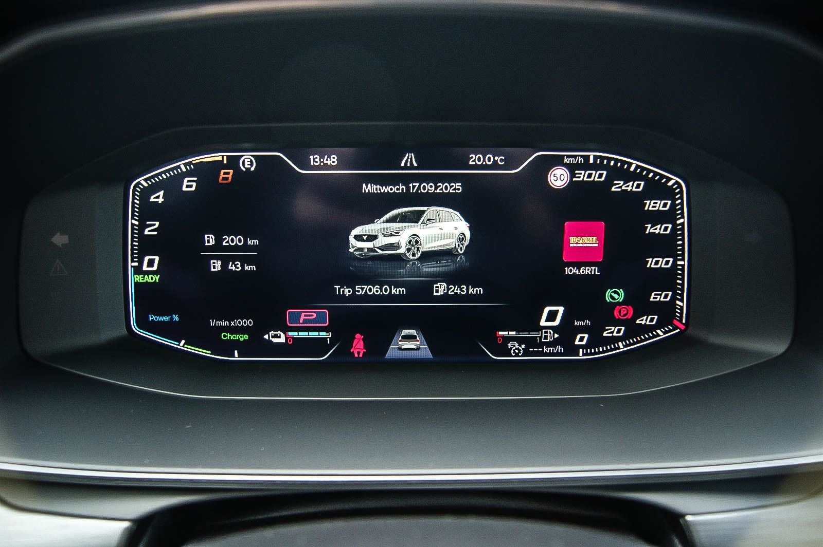 Fahrzeugabbildung CUPRA Leon Sportstourer e-HYBRID VIRTUAL ACC XL 1HAND