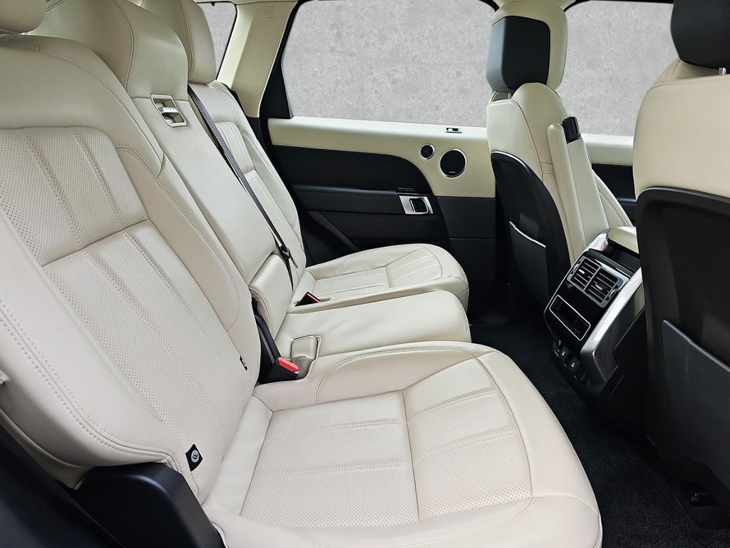 Land Rover Range Rover Sport SDV6 HSE Dynamic
