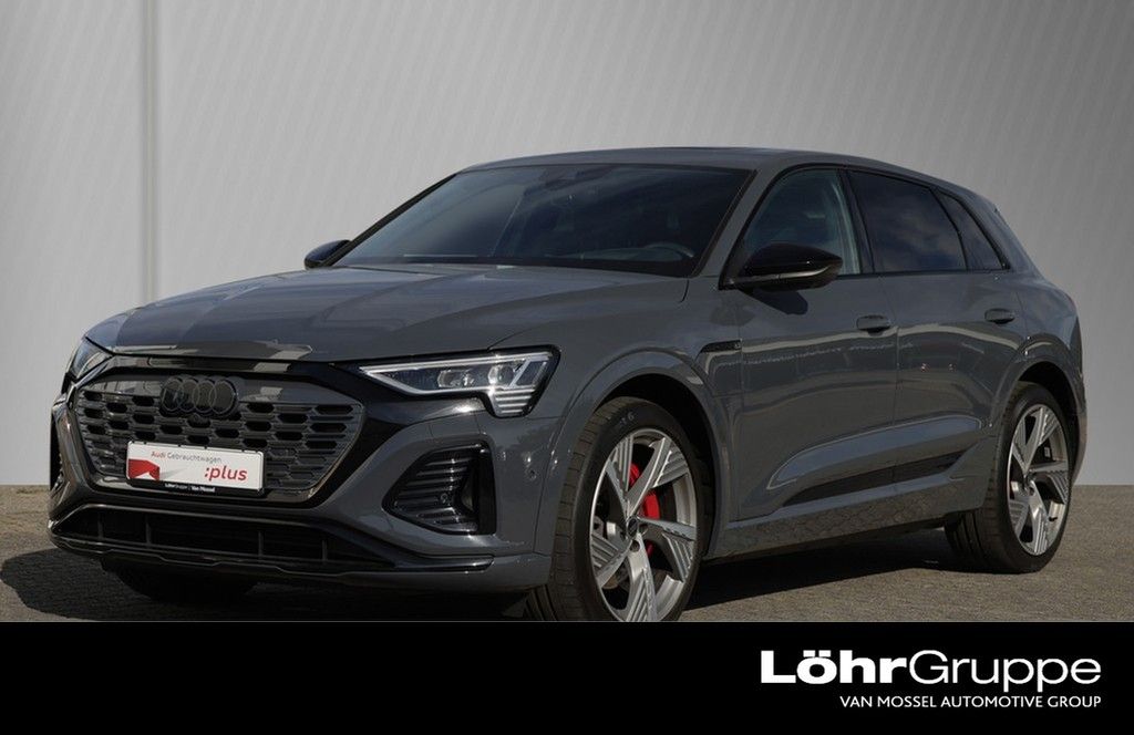Image of Audi Q8