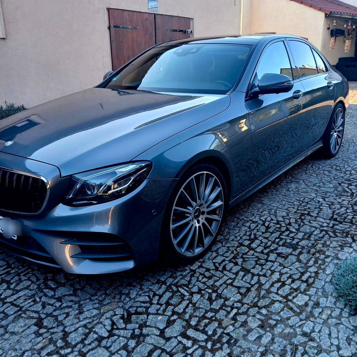 MERCEDES-BENZ E 350 BlueTEC -