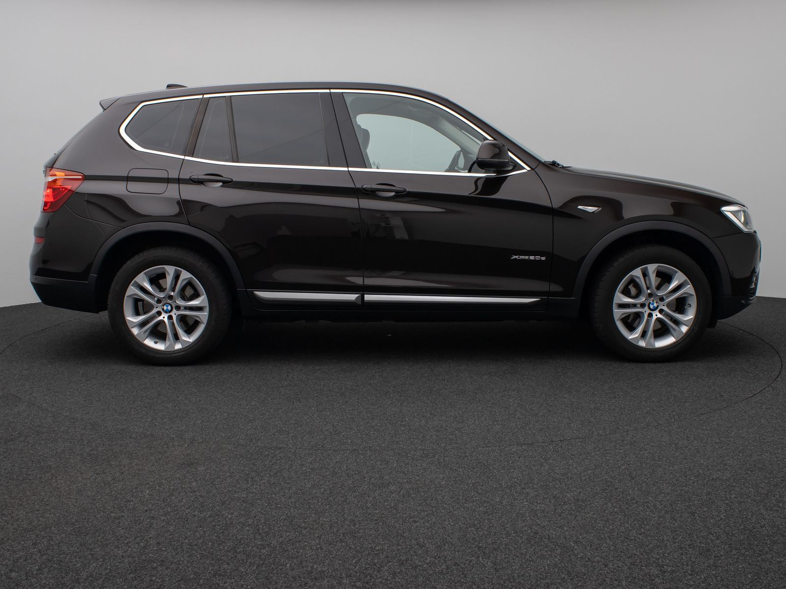 Fahrzeugabbildung BMW X3 xD20d xLine Kamera HUD HiFi Lenkrhz Stndhzg