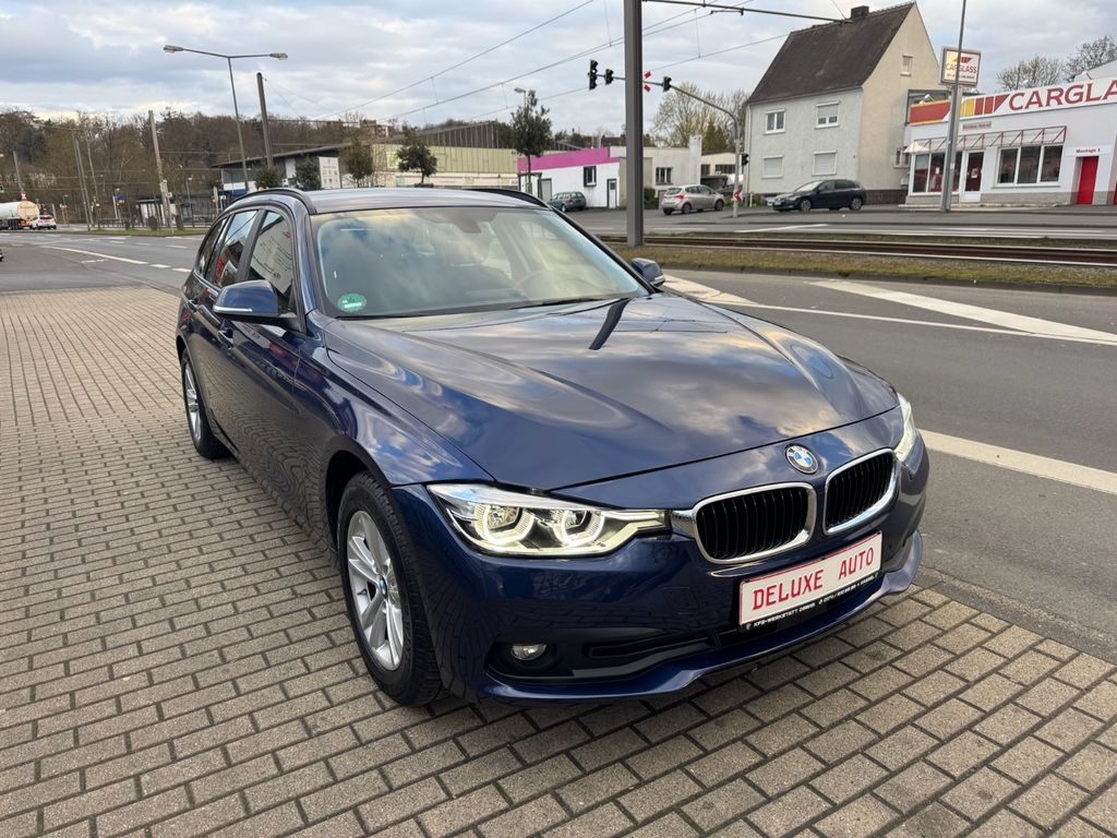 Image of BMW 320