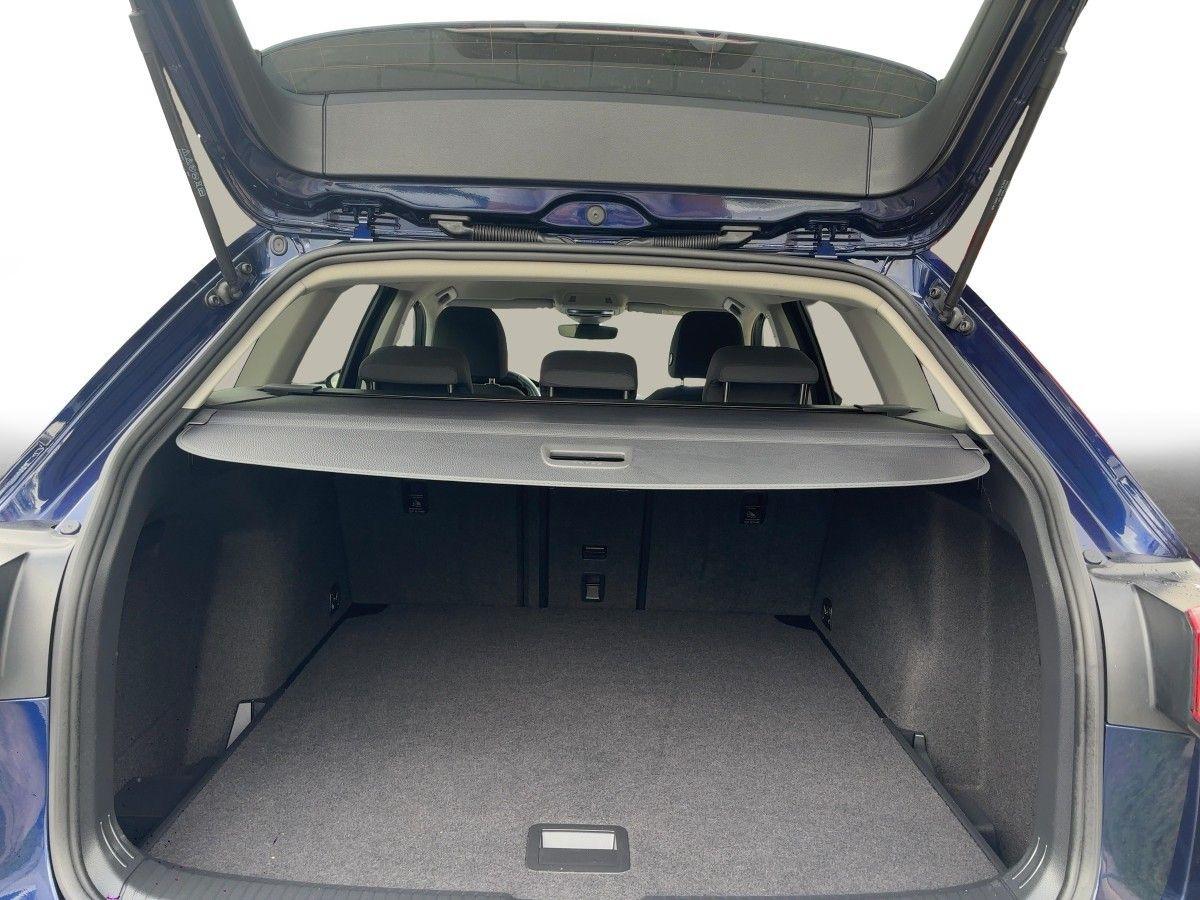 Volkswagen Golf Variant VIII 1.5 eTSI DSG Life Navi LED ACC, миниатюра 6