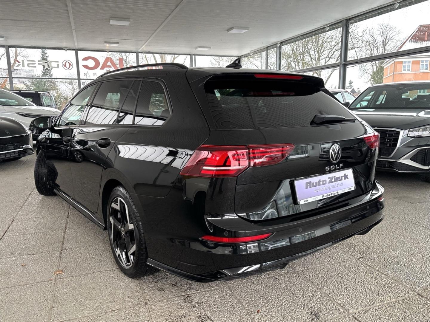 Volkswagen Golf VIII Variant 1.5 eTSI DSG R-Line ACC RFK LE, миниатюра 6