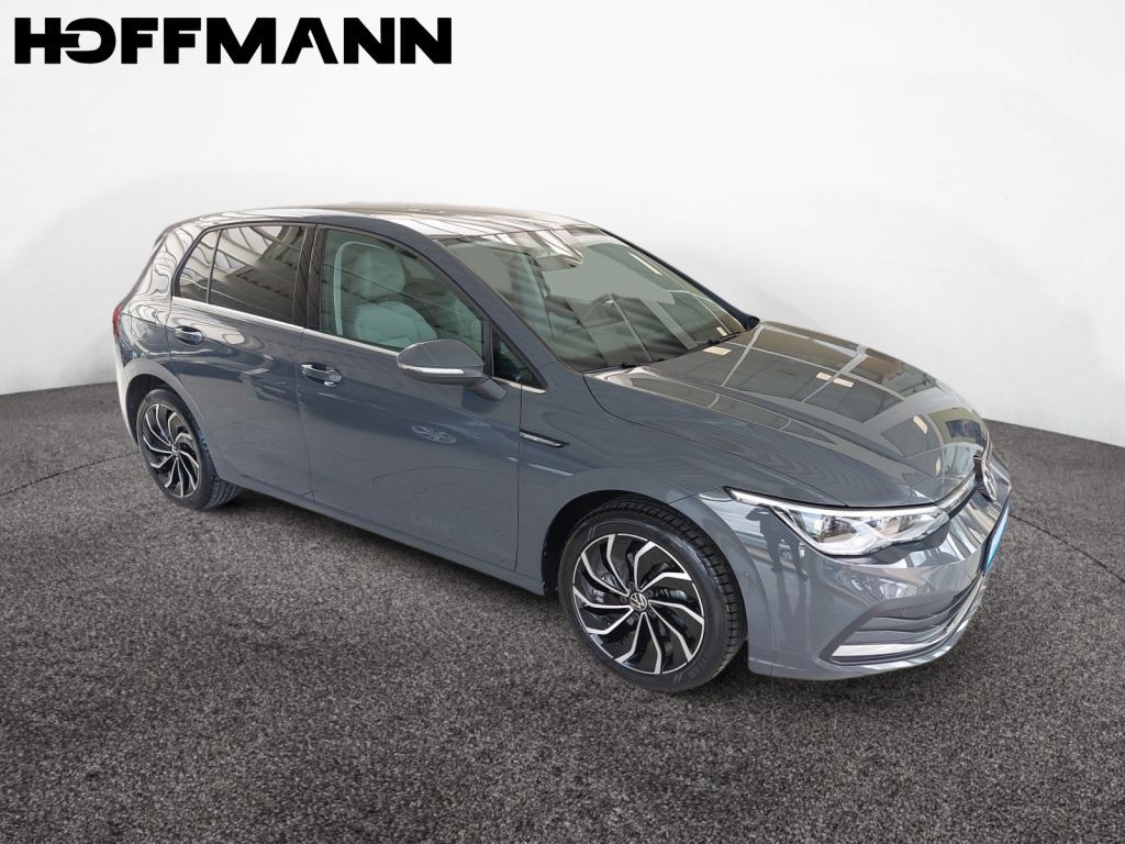 Fahrzeugabbildung Volkswagen Golf 1.5 TSI Style AHZV Standheizung Kessy