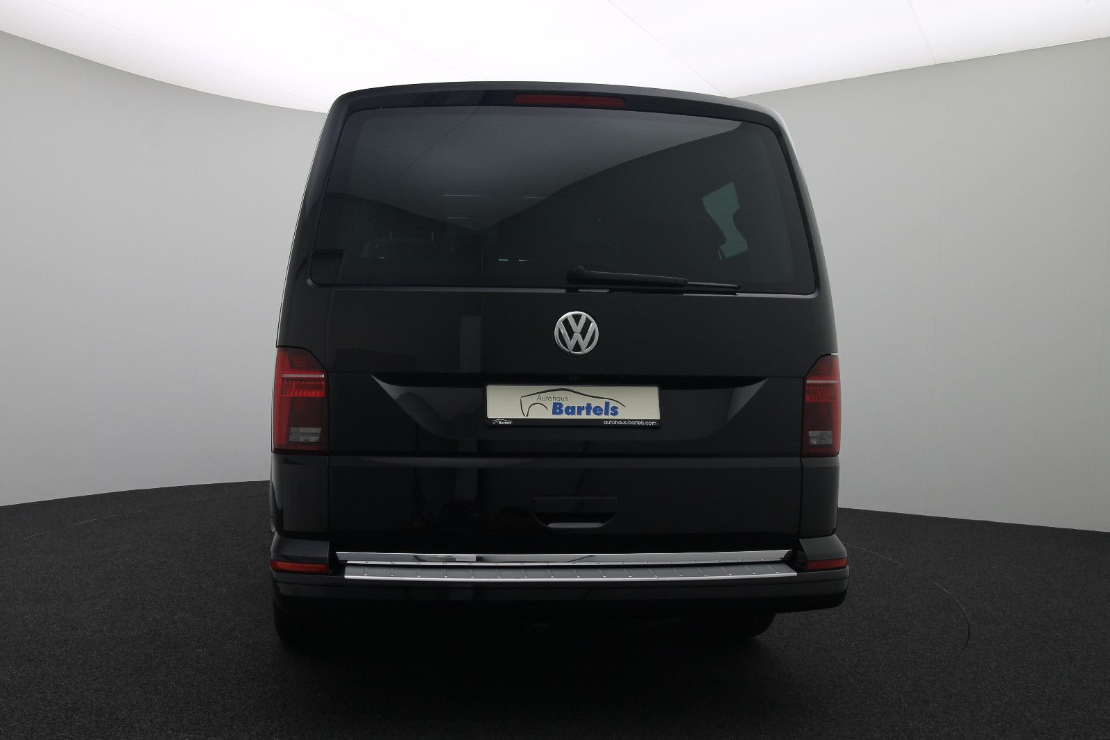 Fahrzeugabbildung Volkswagen T6.1 Multivan Highline 4MOTION Standheizung ACC
