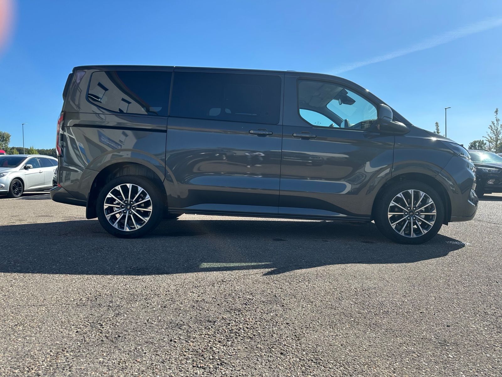 Ford Tourneo Custom - Bild 4