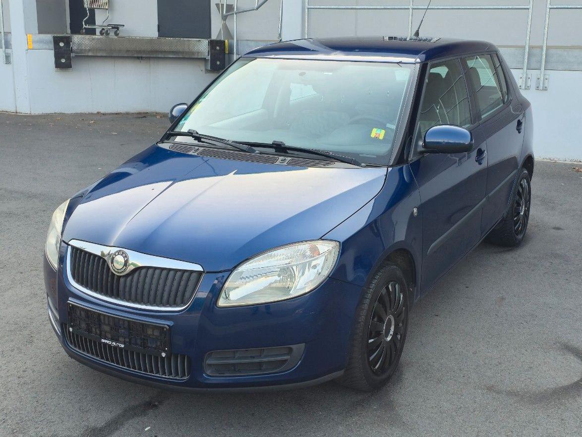 Skoda Fabia 1.2 *Scheckheft*Sitzheizung*Parksensoren