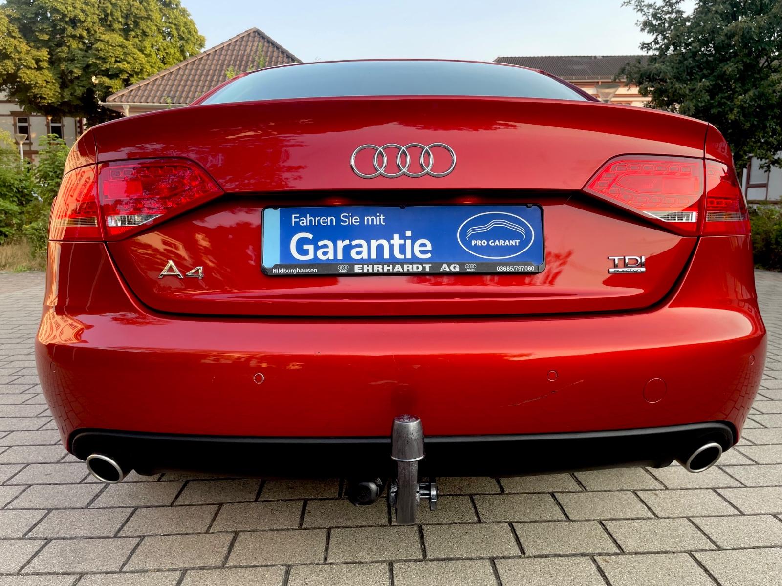 Audi A4 3.0 TDI quattro Ambition | 239 ch | BVA | Siège conducteur électrique | Sièges chauffants | Bi-xénon | Attelage amovible | 1re main