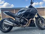 Ducati Diavel Carbon, Service/TÜV neu, nur 6030 km - DUCATI 2011 DIAVEL