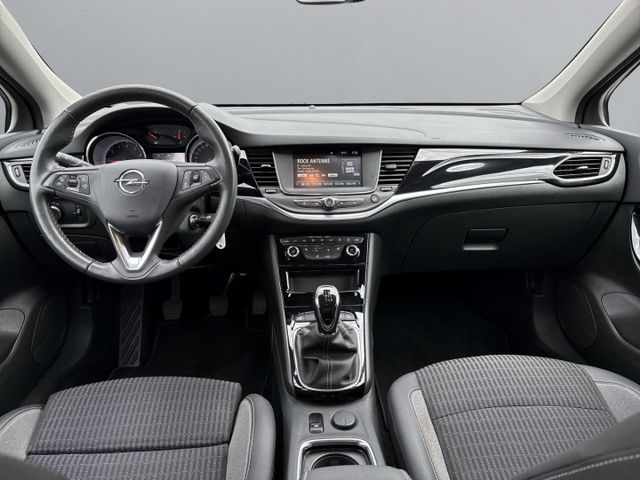 Astra K Sports Tourer Design & Tech Start Stop 1