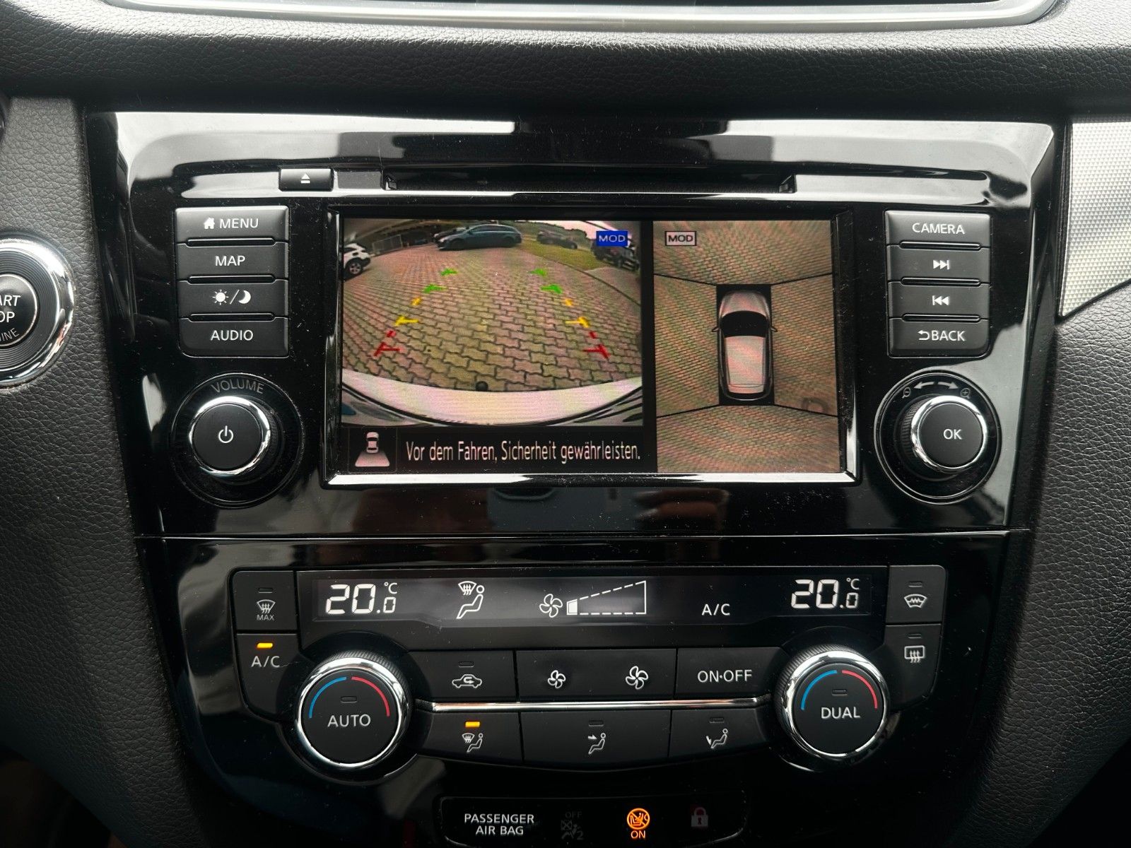 Fahrzeugabbildung Nissan Qashqai AHK / beh. FS/ Navigation / Alu