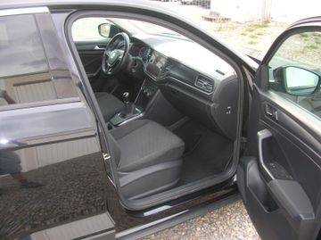 Volkswagen T-Roc - 10
