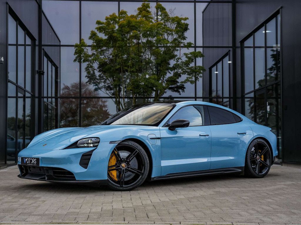 Porsche Taycan